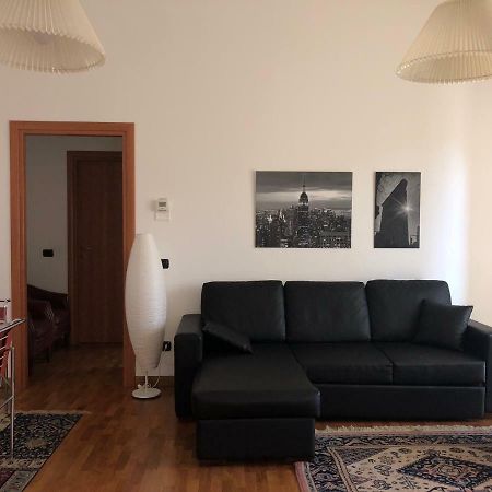 Apartamento Casa Roma Turate Exterior foto