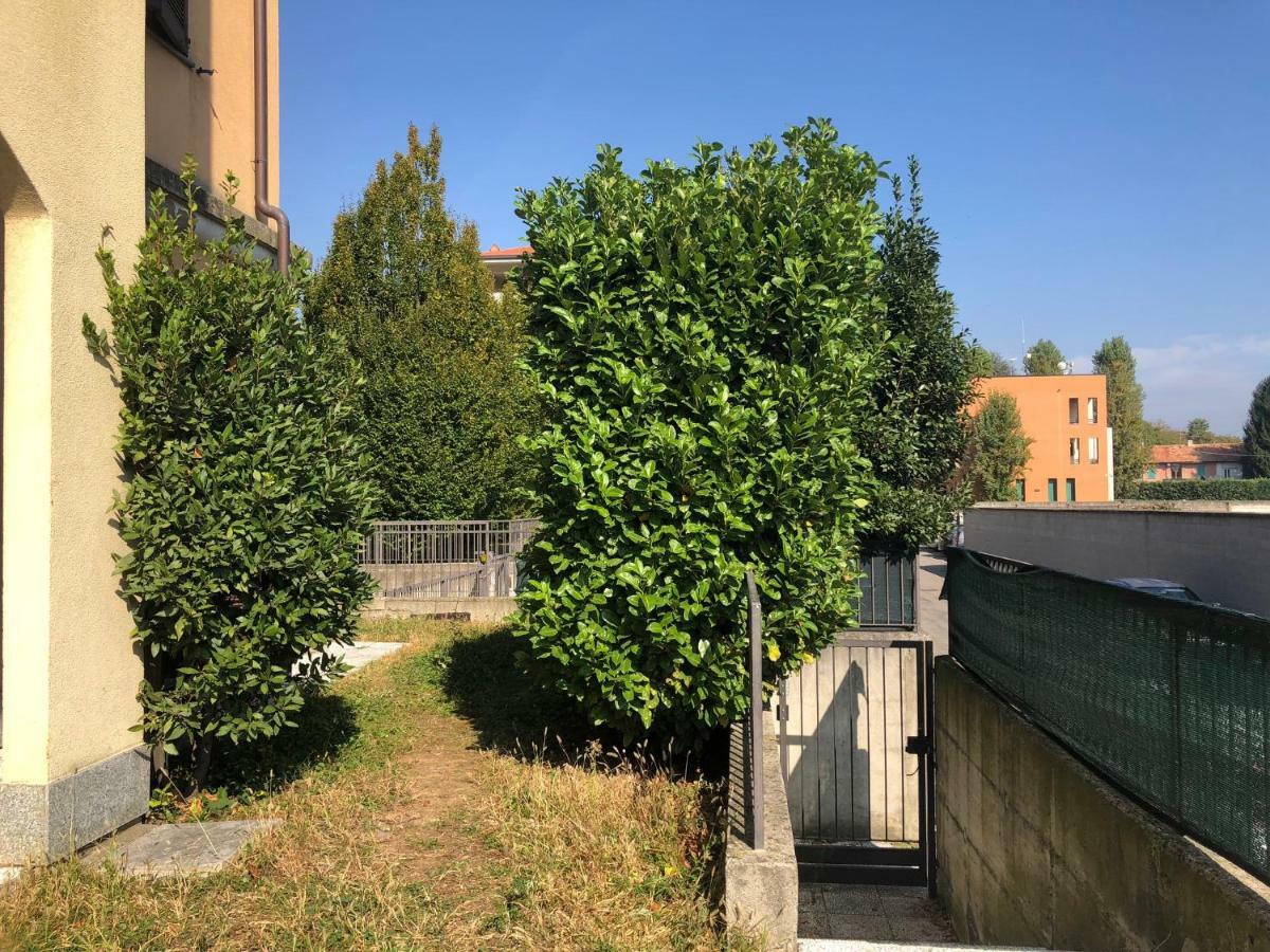 Apartamento Casa Roma Turate Exterior foto